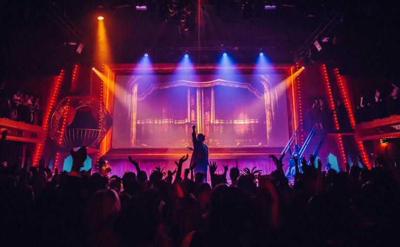 Unlocking Creativity: Crafting Engaging Live Cinema Experiences